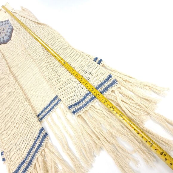 Stetson Beige and Navy Geometric Knit Vest - Picture 3 of 7